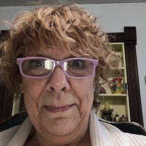 Meet your Posher, Michele